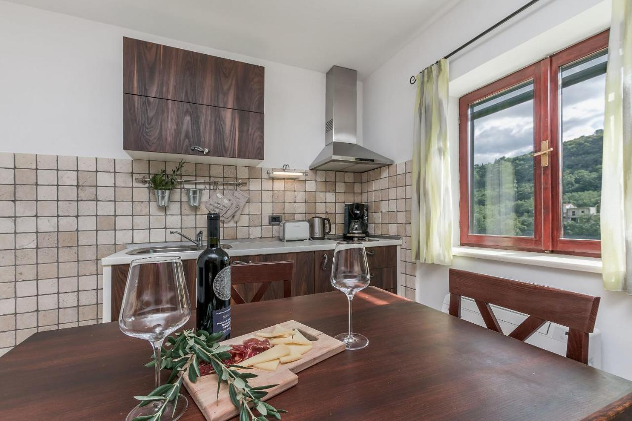 Villa Holiday Home Zvecanje Eksteriør bilde